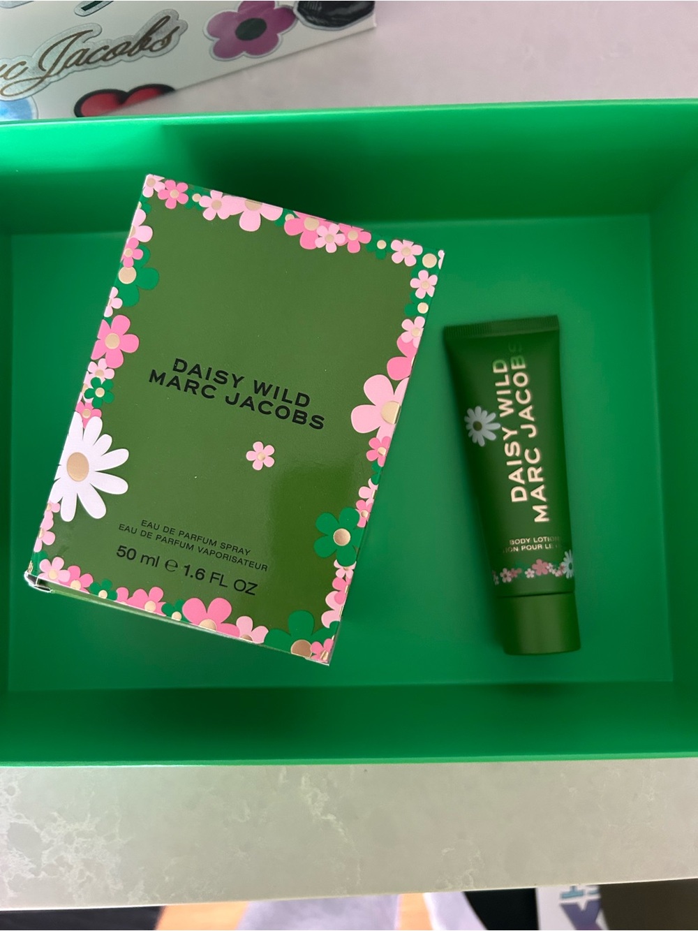 Marc Jacobs Daisy Wild Green Floral Gift Set